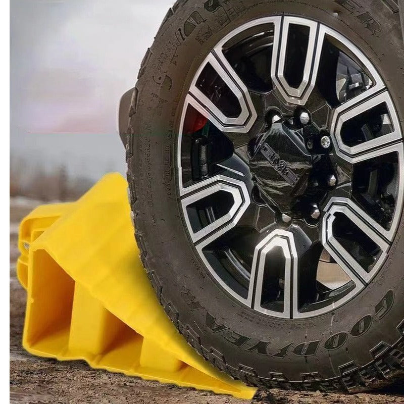 Automobile anti-retraction device