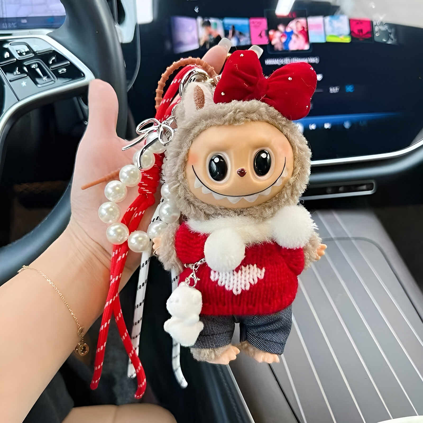 labubu doll keychain