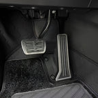Xpeng G7 Accelerator and brake pedal