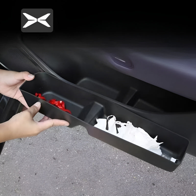 25 Xpeng P7 Car Door  Storage Box