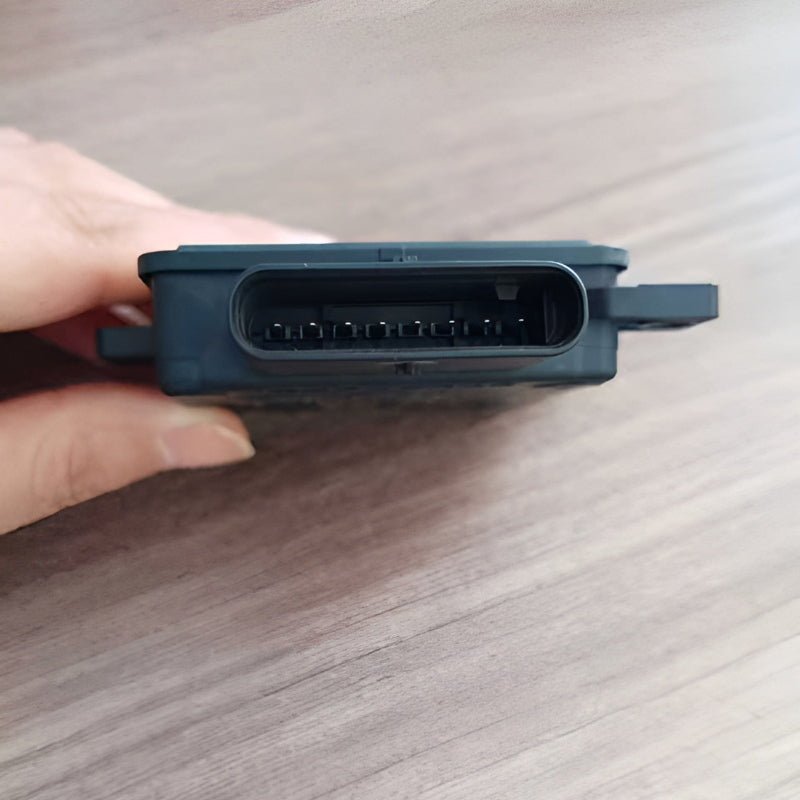 Xpeng P7 Millimeter-wave radar ACC control box