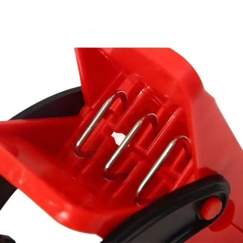 Car foot mat drying clip