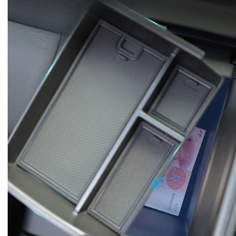 Chery Tiggo 7 Pro Armrest Storage Box