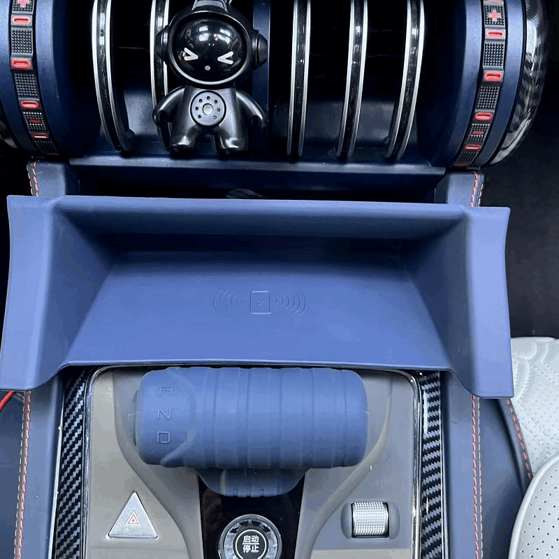 Tappetino in silicone per ricarica wireless Atto 3