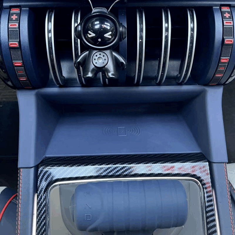 Tappetino in silicone per ricarica wireless Atto 3