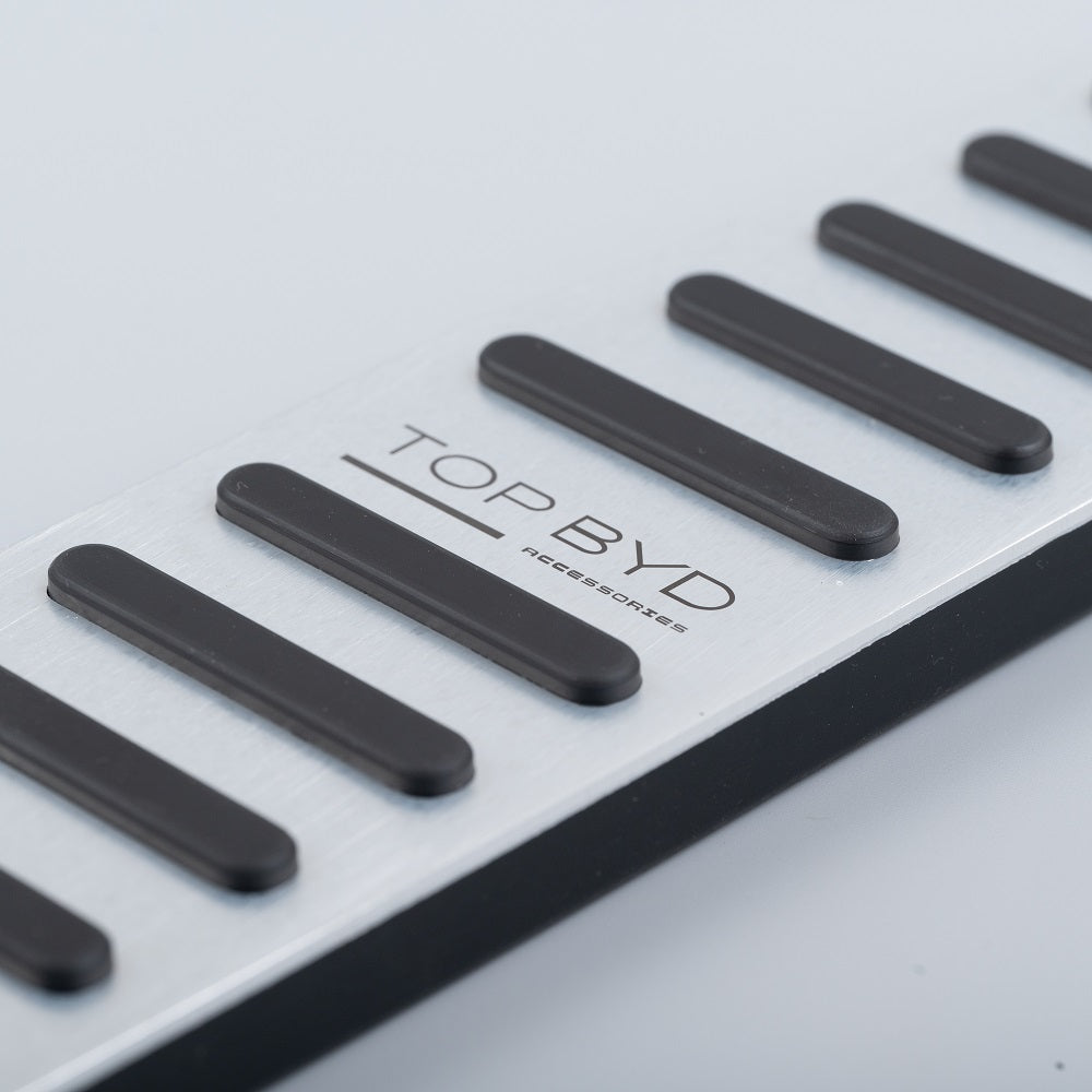 Pedali Performance in alluminio spazzolato per BYD M9