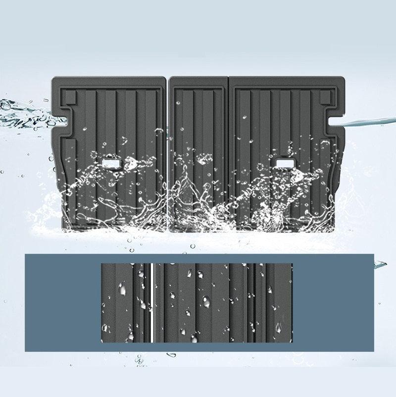 Rear Seat Protection for Lynk & Co 02